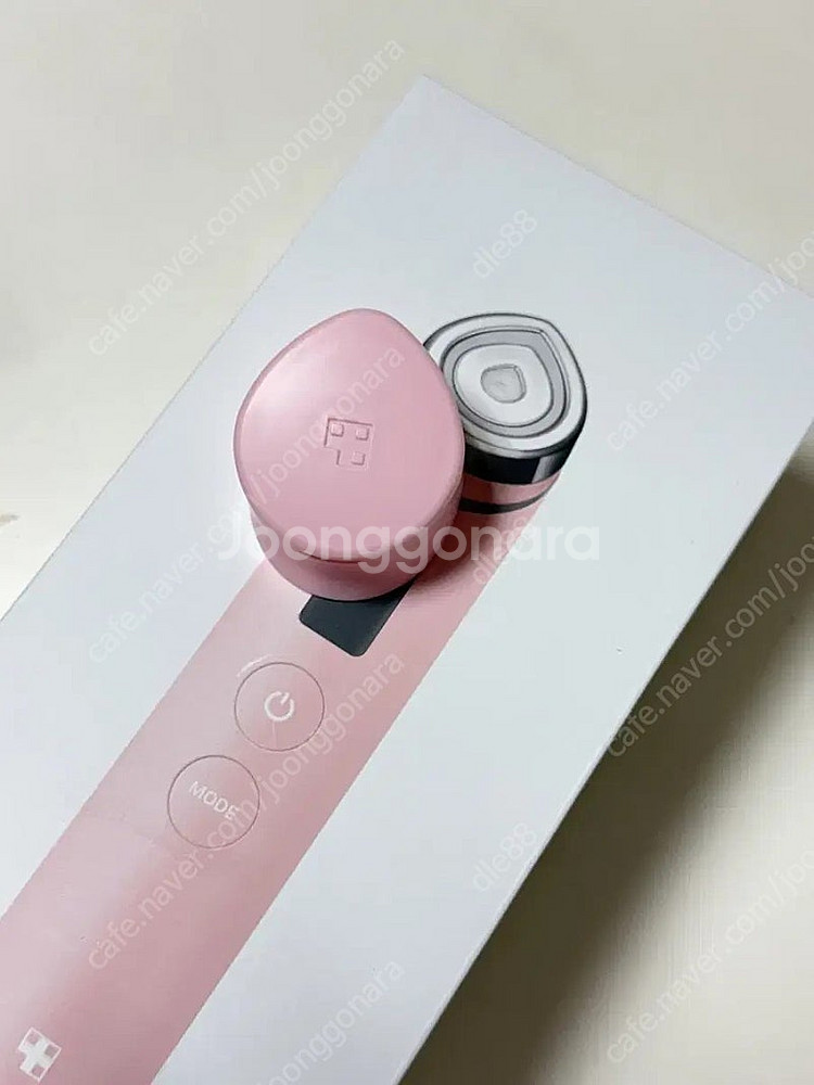 미사용새상품 메디큐브 부스터프로 핑크에디션--1